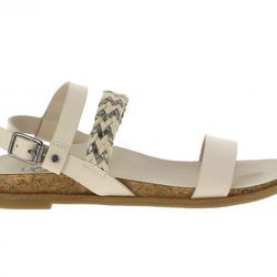 Sandalias con tira de esparto de la primavera/verano 2017 de UGG