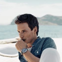 Eddie Redmayne y Alessandra Ambrosio son imagen de la campaña náutica de Omega