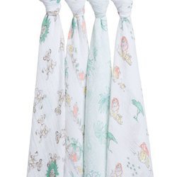 Mantitas blancas con estampados de la selva de disney  de la colección de El Rey León de Aden + Anais