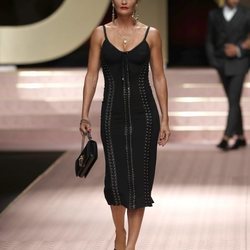 Helena Christensen en el desfile de Dolce&Gabbana primavera/verano 2019 en la Milán Fashion Week