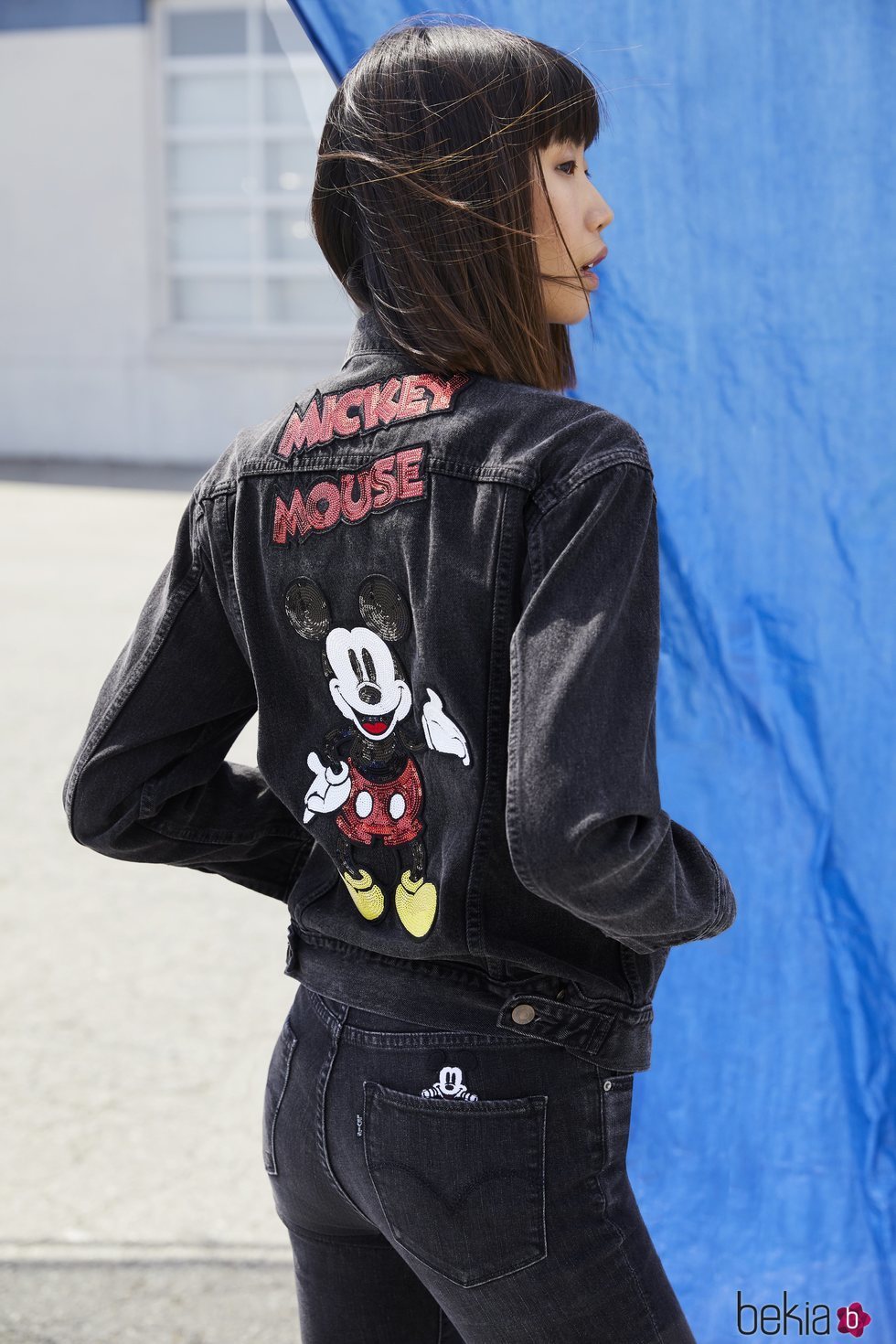 Cazadora de la nueva colección de Levi's x Mickey Mouse