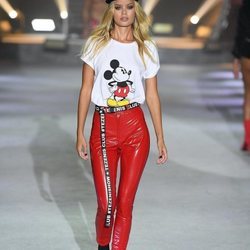 Camiseta blanca con estampados de la colección de Mickey Mouse de Tezenis Underwear