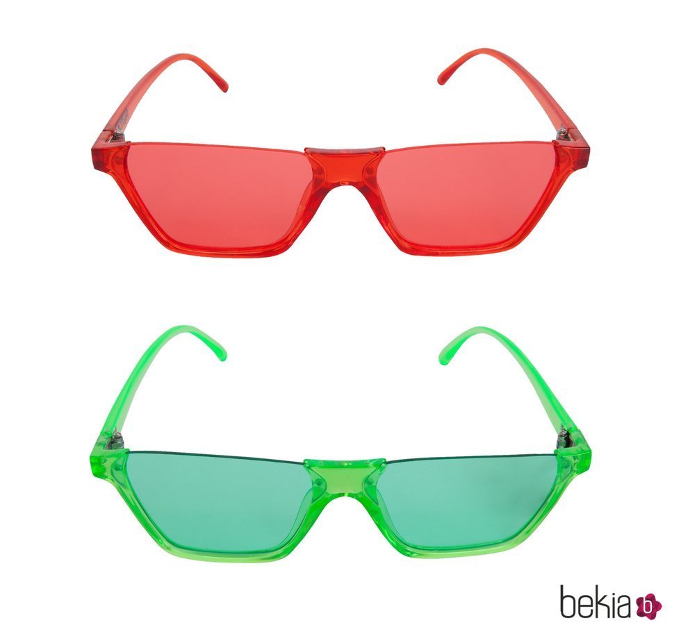 Gafas color neon colección Pantone by Bershka