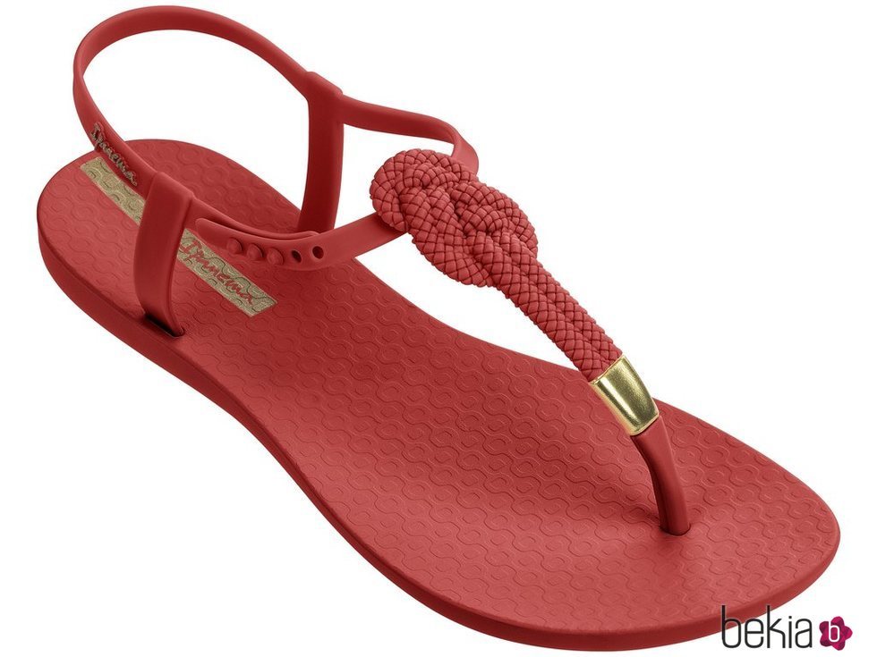 Sandalia Mara roja de la colección Primavera/Verano 2019 de Ipanema