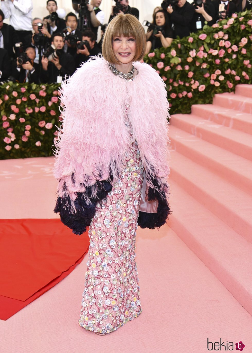 Anna Wintour con un vestido de Chanel en la alfombra roja de la Gala MET 2019