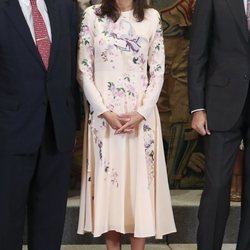 La Reina Letizia recupera su controvertido vestido de Asos