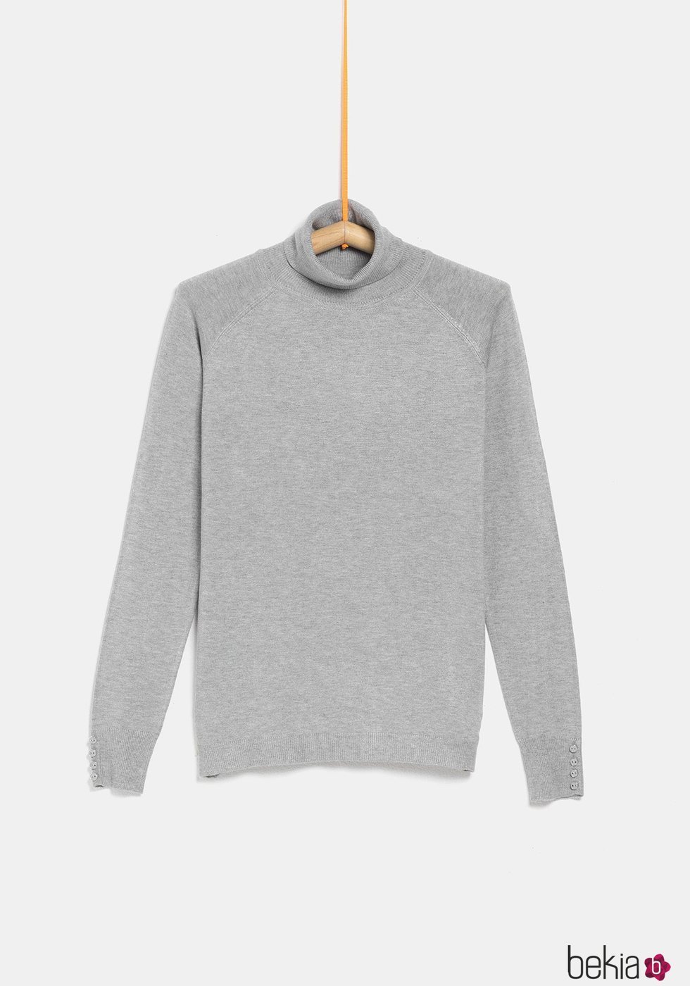 Jersey cuello alto gris de la colección 'I-O' de Carrefour y TEX para otoño/invierno 2019