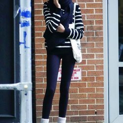 Kaia Gerber hasta se pone calcetines de rizo para combatir el frío en Nueva York