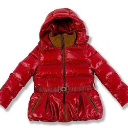 Plúmifero rojo de la colección Chloé para niñas otoño/invierno 2011