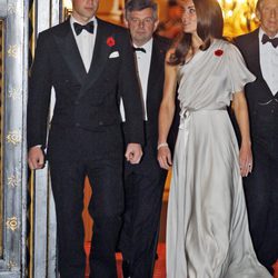 Catalina de Cambridge con vestido gris de gala