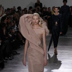 Desfile Alta Costura primavera/verano 2020 de Schiaparelli