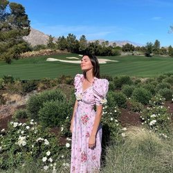 Kendall Jenner con un vestido floral de Rodarte el Domingo de Pascua