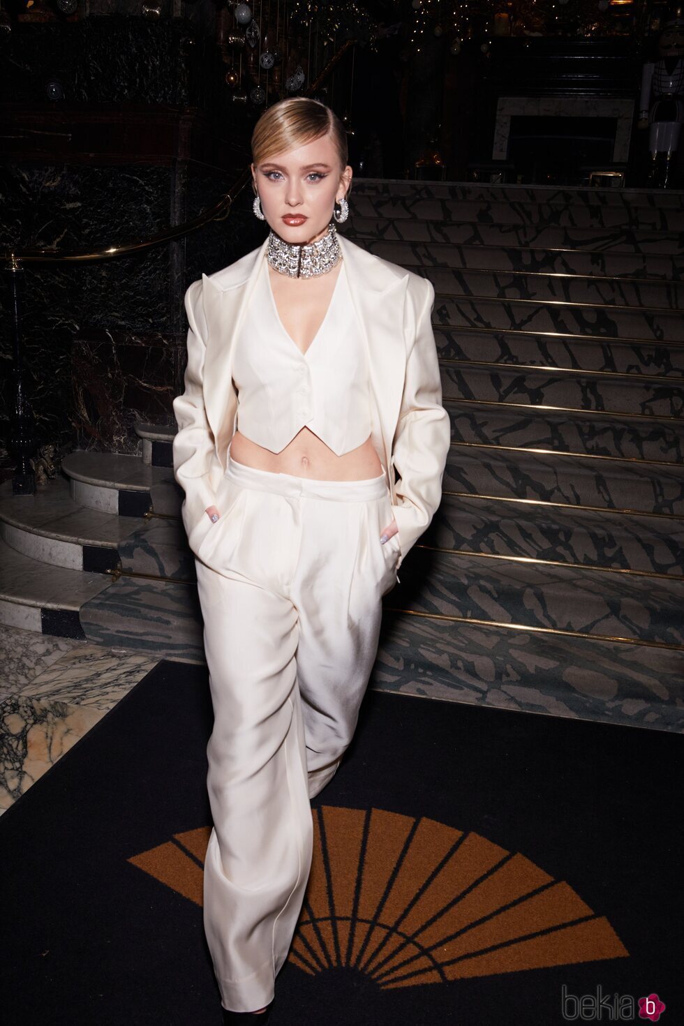 Zara Larsson con un traje de la colección H&M Innovation Circular Design Story en los Fashion Awards 2021