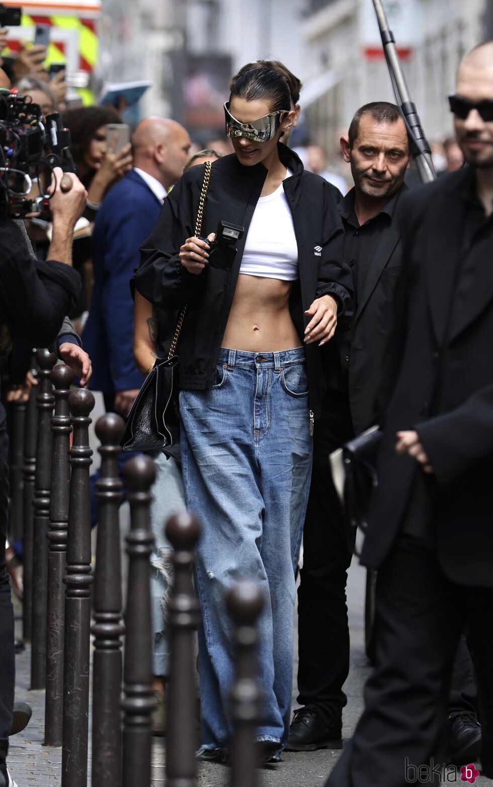 Bella Hadid de Balenciaga