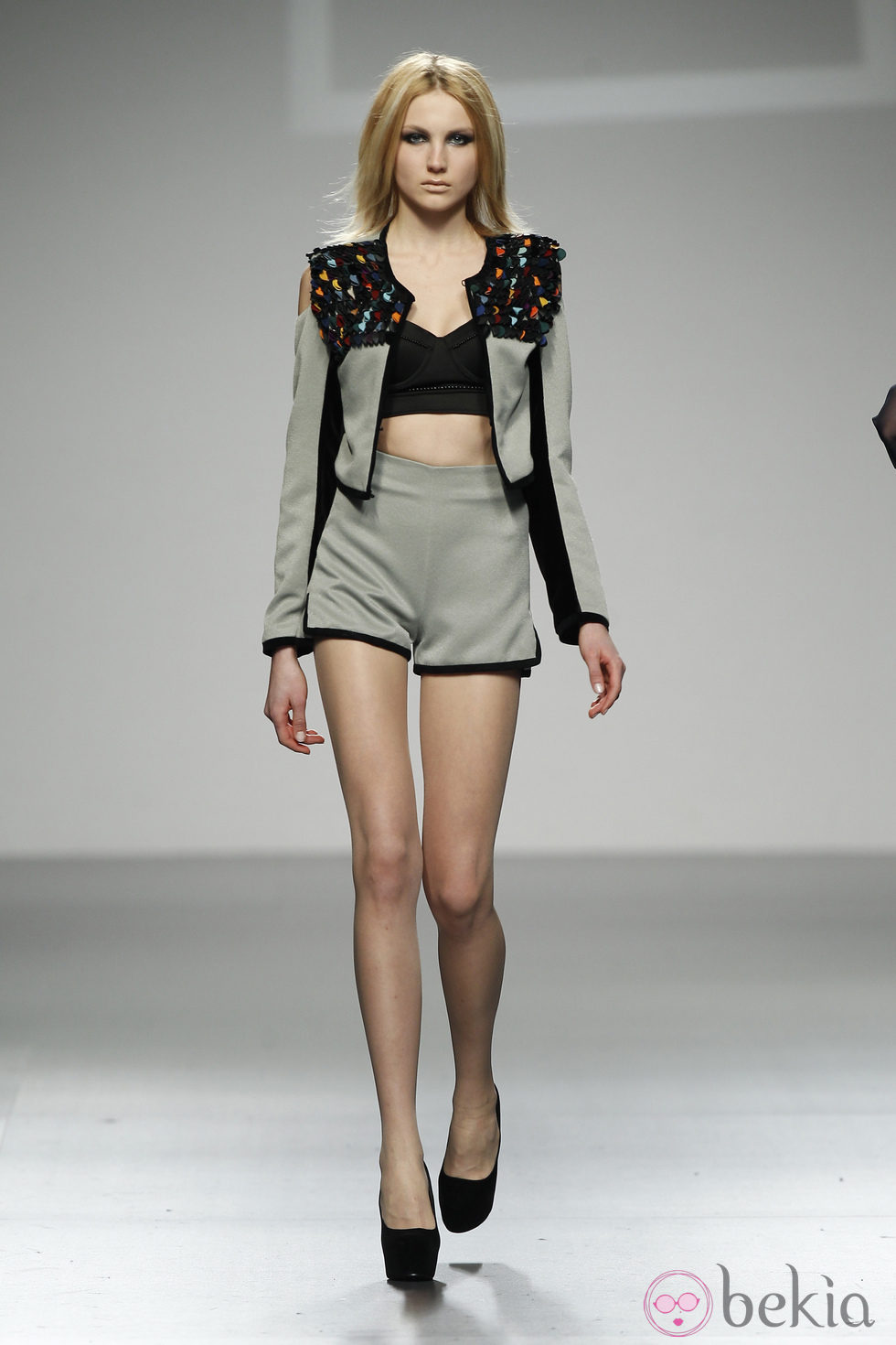 Torera y short en verde pastel de LE en 'El Ego' de Fashion Week Madrid