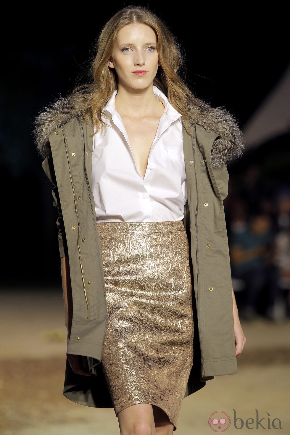 Parka verde militar de la colección otoño/invierno 2012 de Mango en la pasarela 080 de Barcelona