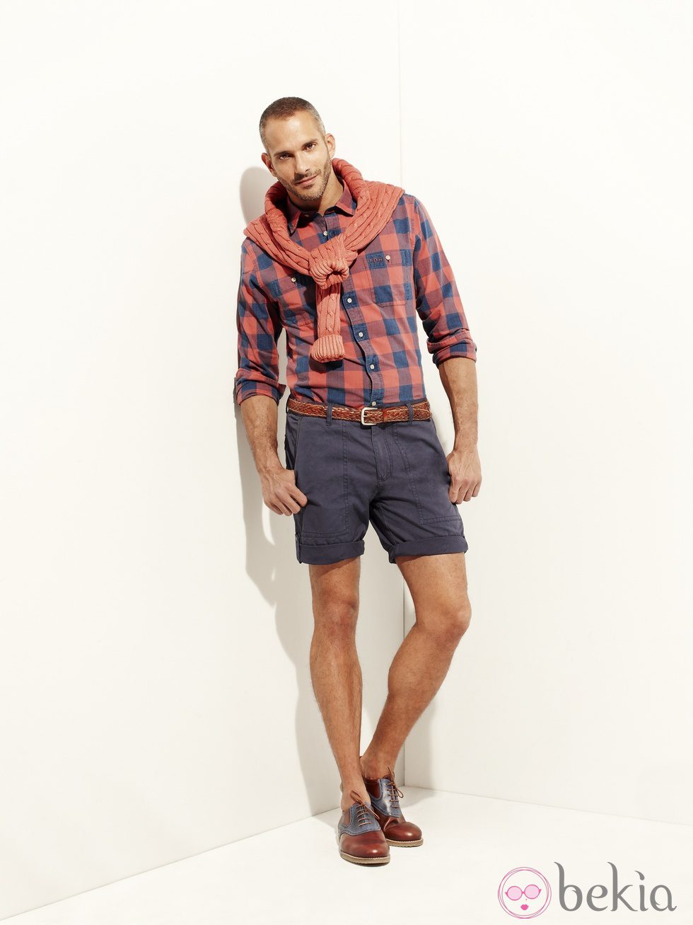 Camisa de cuadros coral y azul de la colección verano 2012 de la línea masculina de Pedro del Hierro