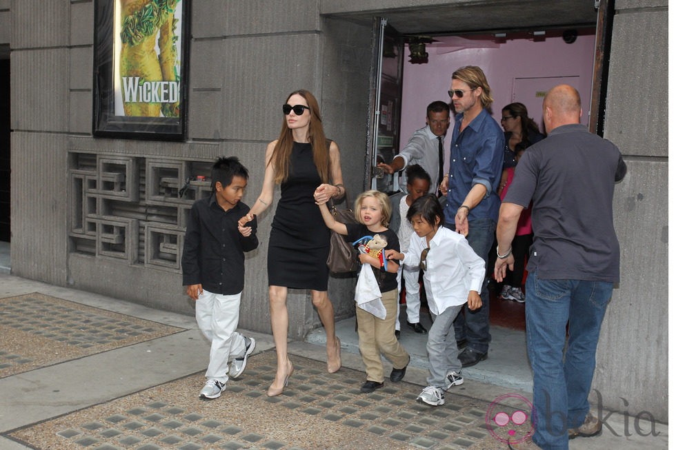 Angelina Jolie y sus hijos