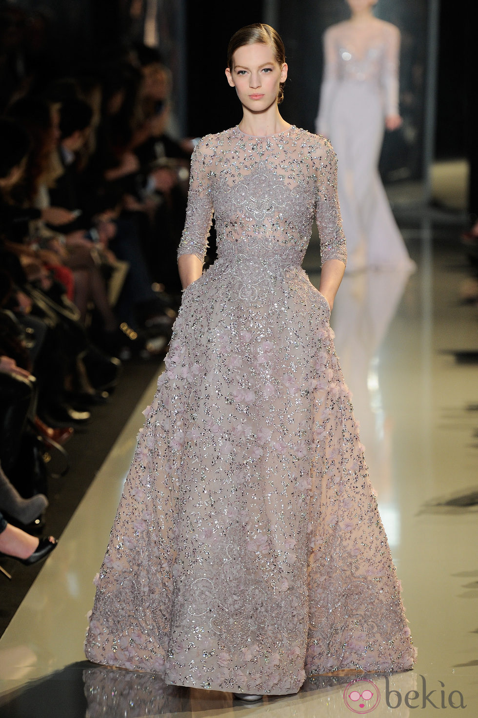 Vestido de pedrería de la colección primavera/verano 2013 de Elie Saab de la Semana de la Alta Costura de París