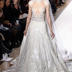 Vestido de novia de la colección primavera/verano 2013 de Zuhair Murad en la Semana de la Alta Costura de París