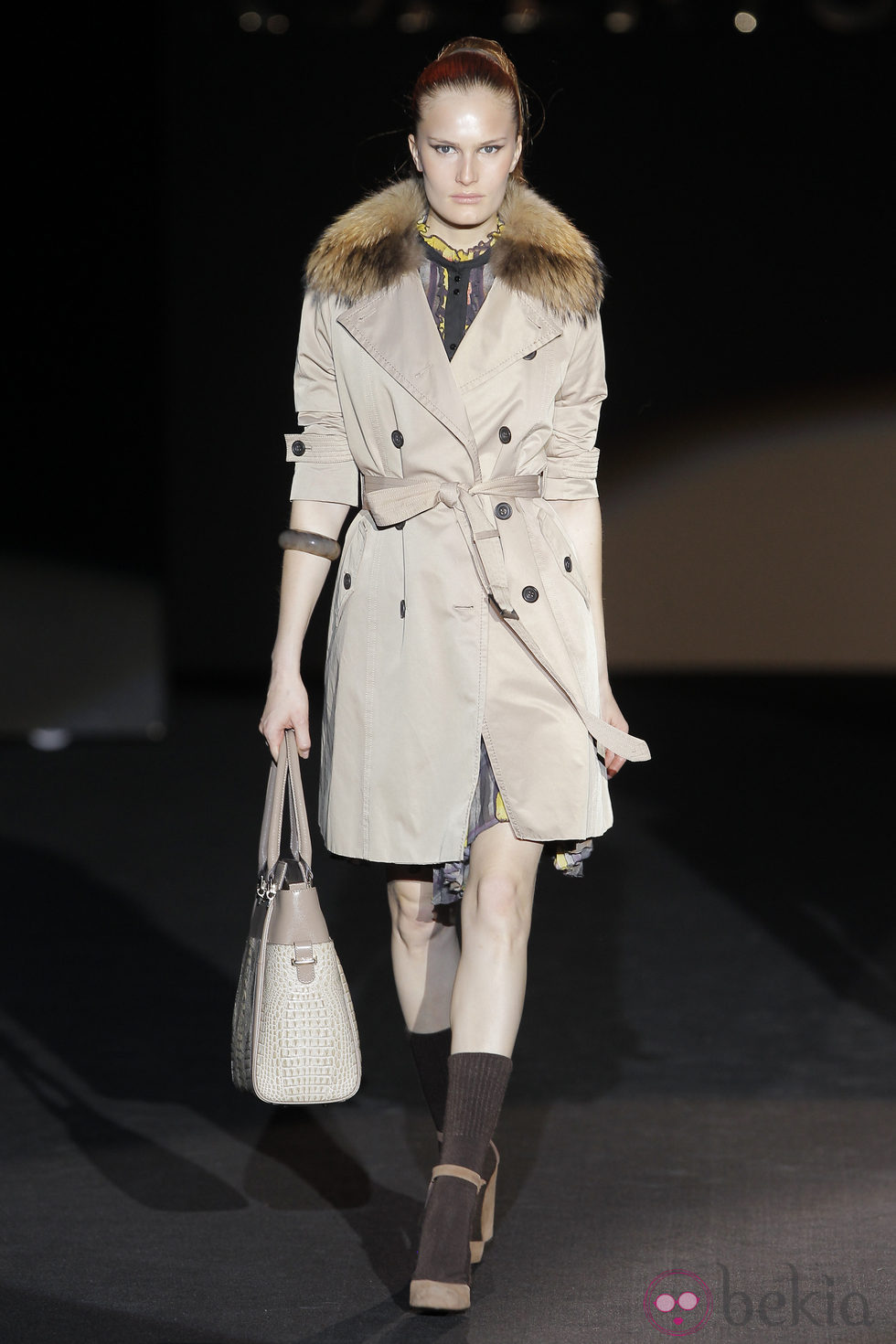 Trench de la colección otoño/invierno 2013/2014 de Roberto Verino en Madrid Fashion Week