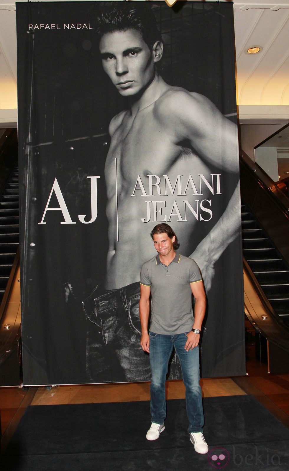 Rafa Nadal presenta la nueva campaña de Armani Jeans