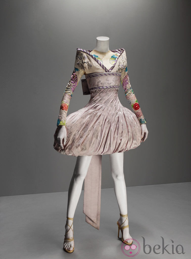 Vestido de It's only a game de Alexander McQueen