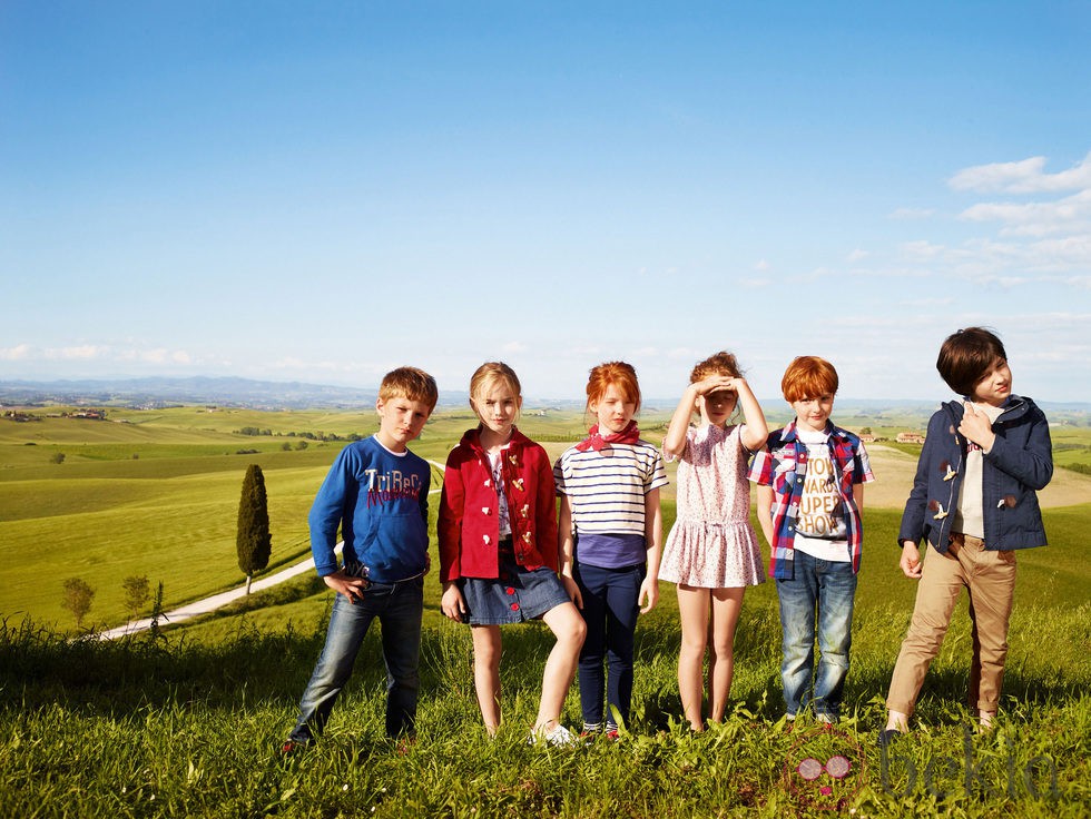 Looks de diferentes estilos para niños de la colección primavera/verano 2013 de Benetton.