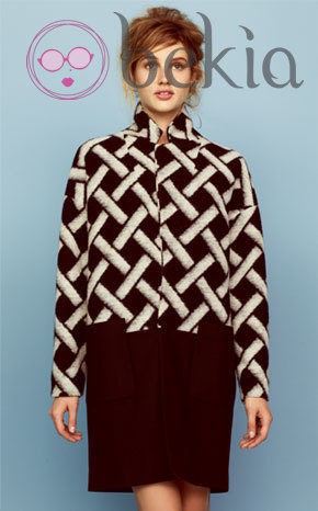 Abrigo estampado geométrico de la colección otoño/invierno 2013 de Asos