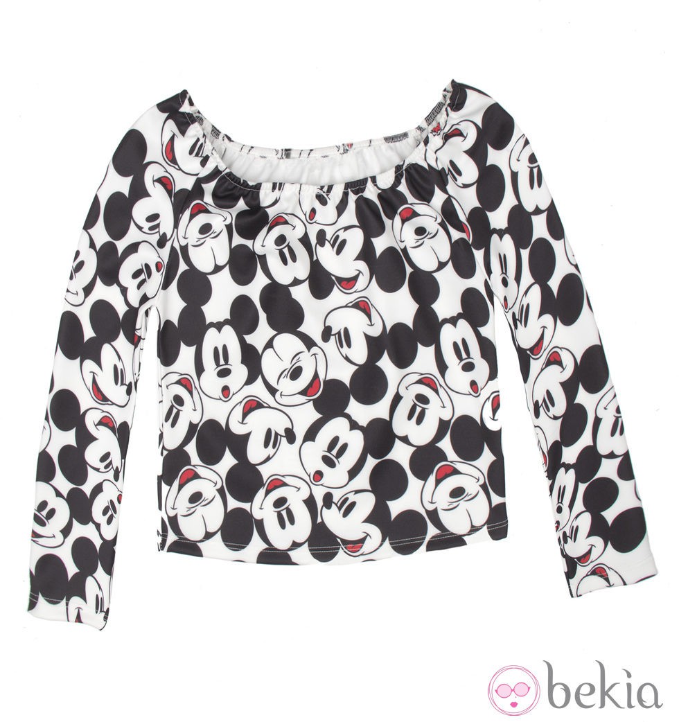 Camiseta de manga larga de la colección cápsula de Minnie y Mickey de Bershka