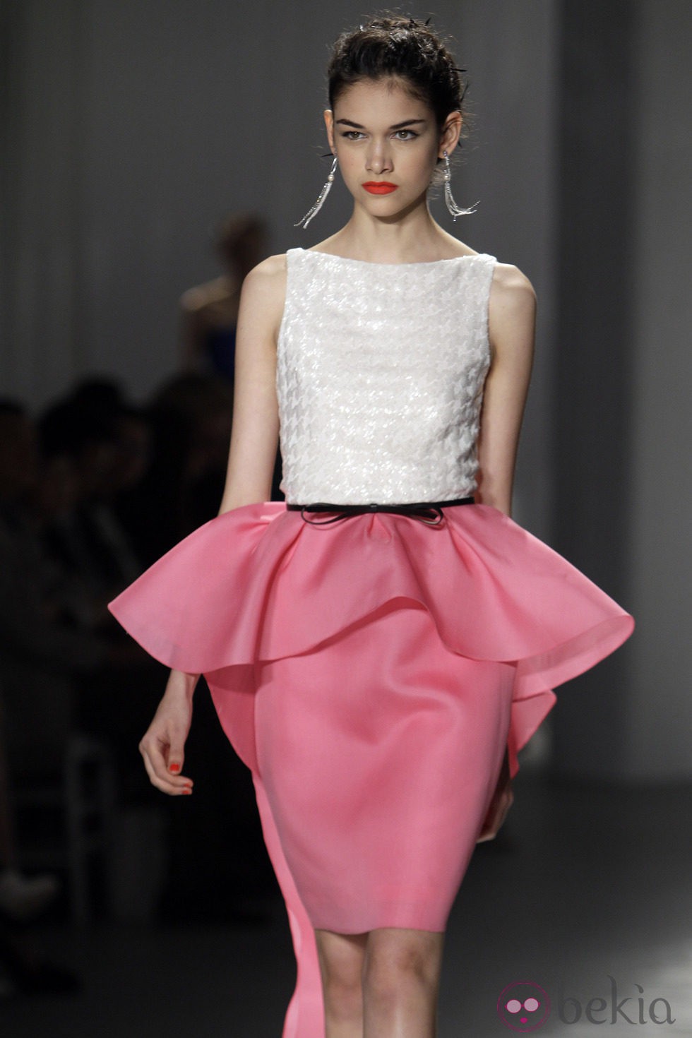 Falda rosa con volante de Jason Wu, colección primavera de 2012