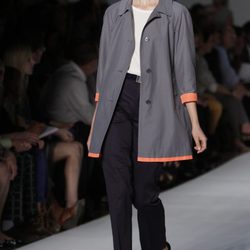 Gabardina de Marc by Marc Jacobs, colección primavera 2012