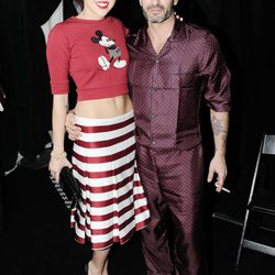 Miley Cyrus y el diseñador Marc Jacobs