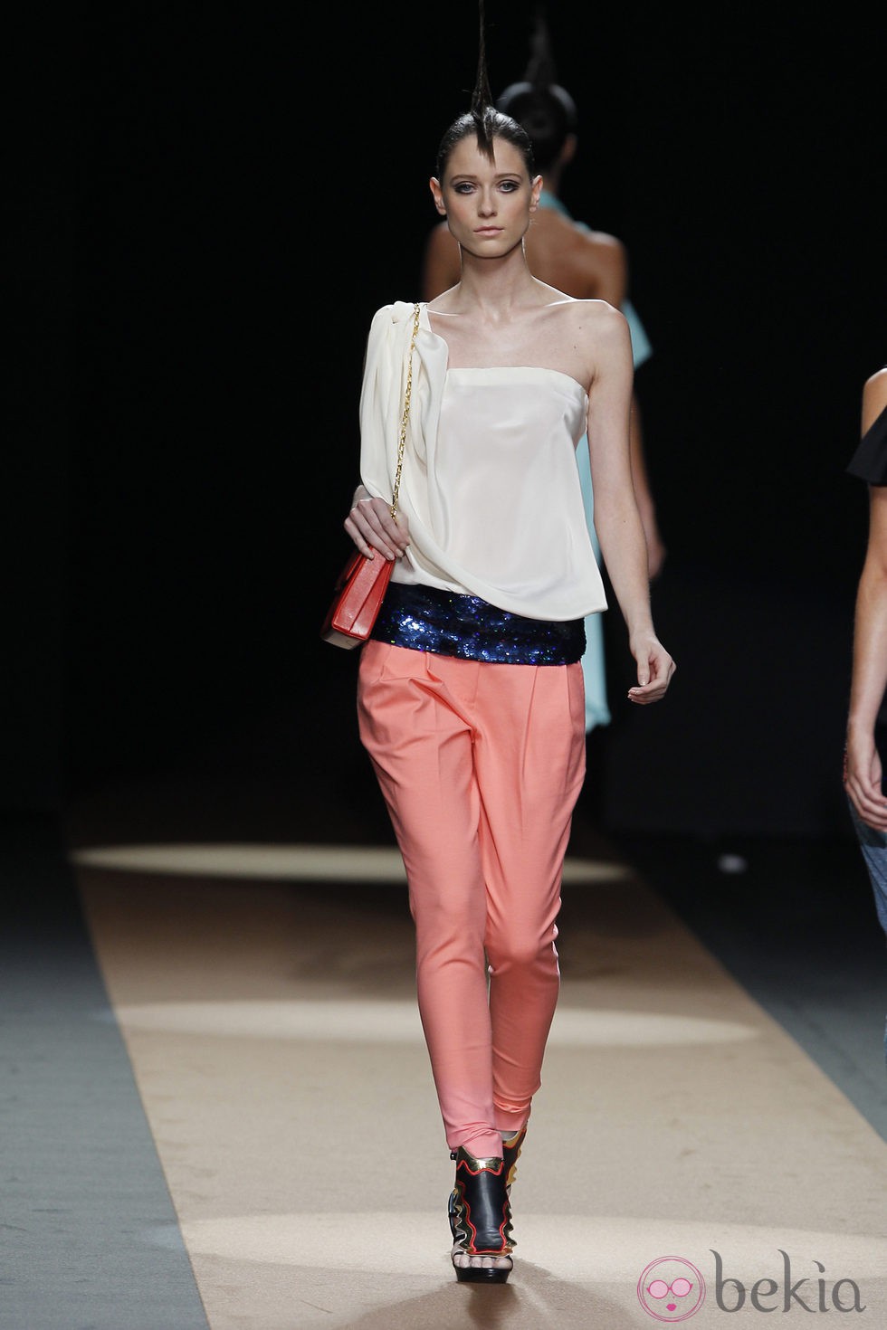 Pantalón bombacho de Miguel Palacio, colección primavera de 2012