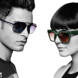 Kendall Jenner y Baptiste Giabiconi con gafas de la nueva colección de Karl Lagerfeld