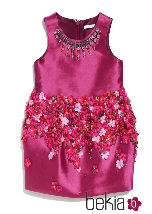 Vestido fucsia con pedrería y flores de Harper Seven para Save the Children