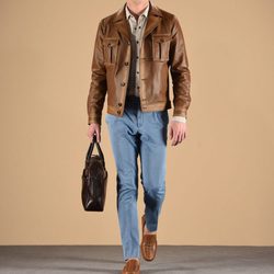 Chaqueta de piloto marrón de la colección primavera/verano 2016 de Tod's