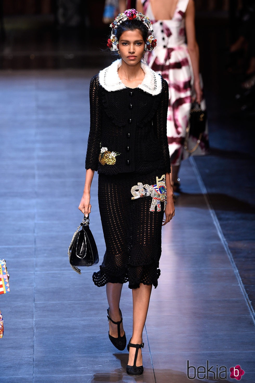 Vestido negro de la colección primavera/verano 2016 de Dolce & Gabbana en Milan Fashion Week