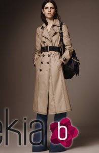 Gabardina beige de la pre colección otoño/invierno 2015/2016 de Burberry