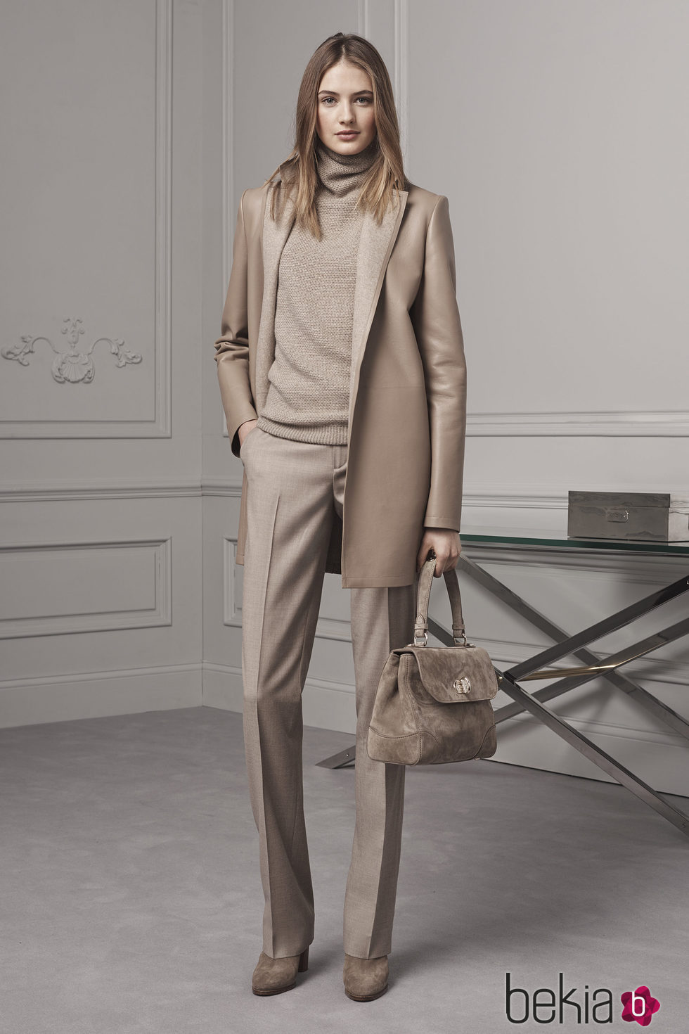 Conjunto working girl en tonos nautros de Ralph Lauren para la colección Pre-Fall 2016