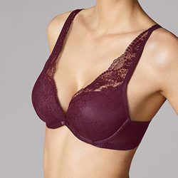 Sujetador push up 'filigra lace' de encaje en berenjena de Wolford para 'Summer Lingerie' 2016