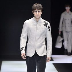 Desfile de Armani en la semana de la moda de Milán presentando la temporada otoño/invierno 2016/2017