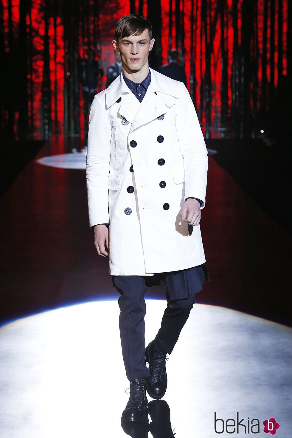 Abrigo trench blanco con doble botonadura para Dsquared2