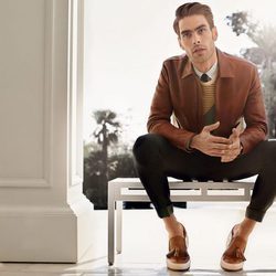 Jon Kortajarena es imagen de la línea 'Th Esplendor of Life' de Salvatore Ferragamo