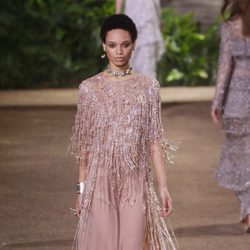 Desfile de Elie Saab en la semana de la Alta Costura de París presentando la temporada primavera/verano 2016