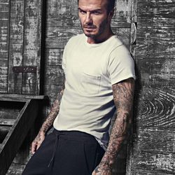 David Beckham con camiseta blanca de la colección 'David Beckham Bodywear'