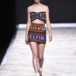 Conjunto estampado de la selección de David Delfín en la FW de Madrid para otoño/invierno 2016/2017