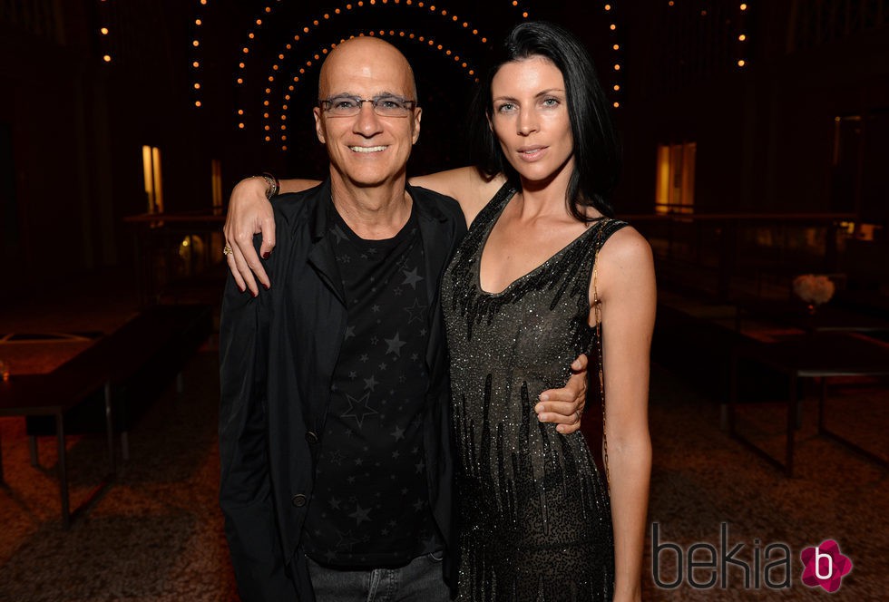 Liberty Ross posa enamorada con su actual marido Jimmy Lovine