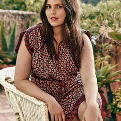 Candice Huffine en la campaña de primavera de Violeta by Mango 2016