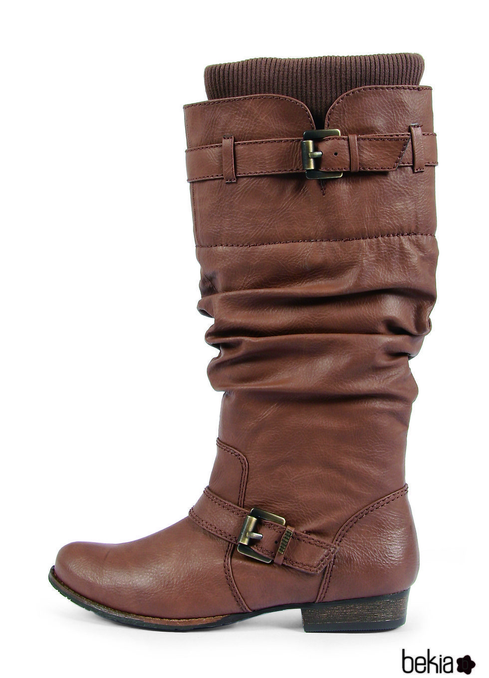 Bota alta marrón de la nueva colección Otoño/Invierno 2011/2012 de Mustang